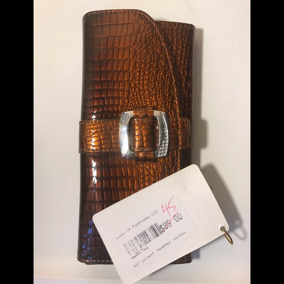 Stunning new brown patent leather large wallet - Picture 6 of 6